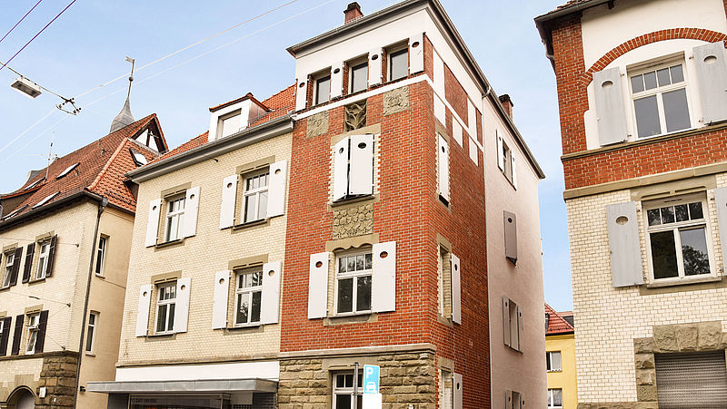 Fassadensanierung eines denkmalgeschützten Gebäudes in Stuttgart - 1