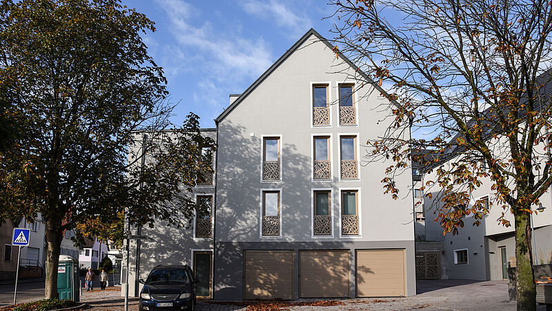 Fassadensanierung und Innenputz bei einer Wohnanlage im Süden von Stuttgart