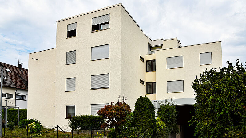 Fassadensanierung und Balkonsanierung in Ostfildern, Herdweg 9 - durchgeführt von Hörz Stuckateurbetrieb Stuttgart-1